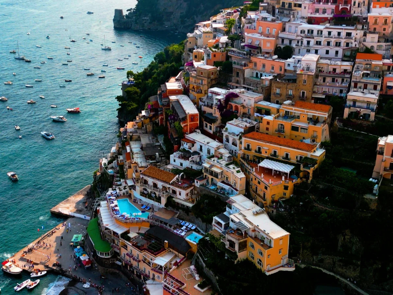 Daytime parking reservation in Positano